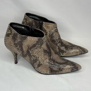 Colin Stuart Womens Pointed Toe Snakeskin Ankle Boots, 9